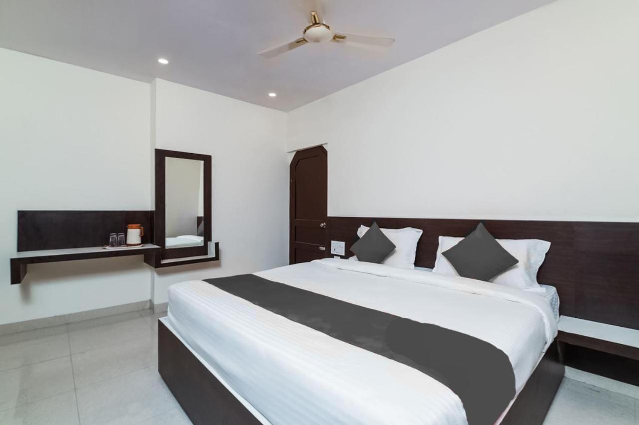 Sri Raghavendra Inn Visakhapatnam Dış mekan fotoğraf